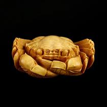 With boxwood carving solid wood carving craftsmanship you can play with pieces of paper play with mens bodies play with animals and crabs and make money from all directions.