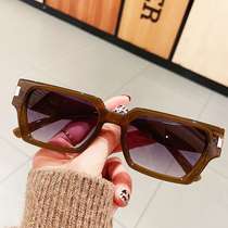 2024 Internet celebrity style square fashionable small frame anti-UV sunglasses for women street style sunglasses