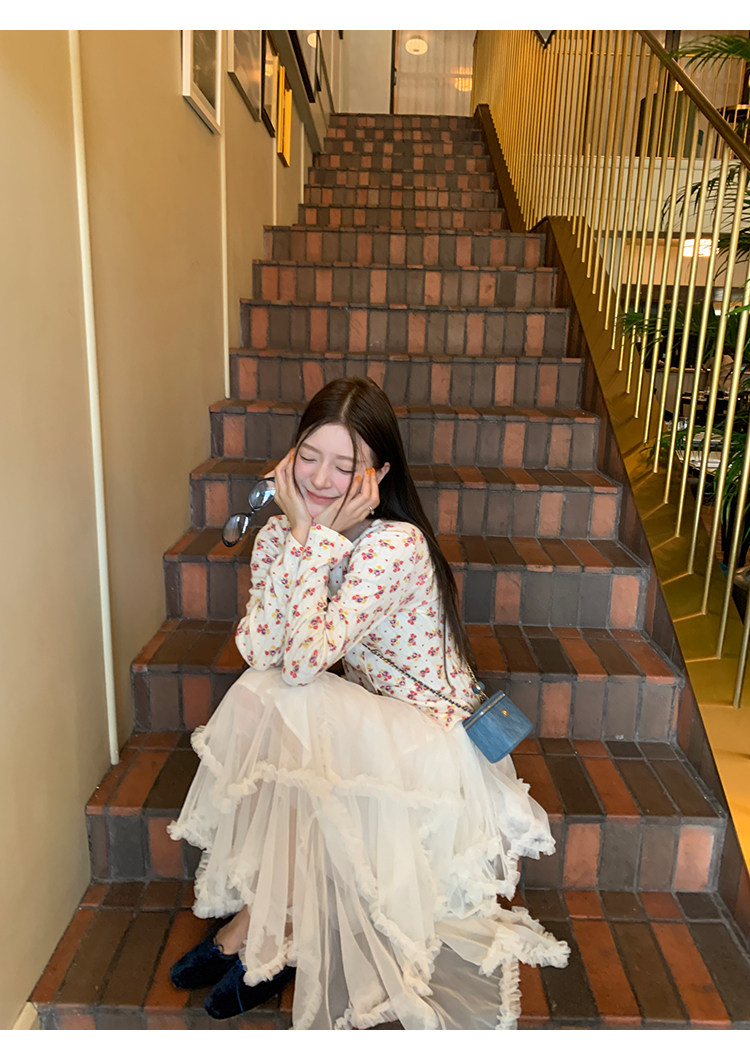 牙套大汪【仙德瑞拉】длинная юбка из сетки с неправильными кружевными краями и дизайнерской отделкой