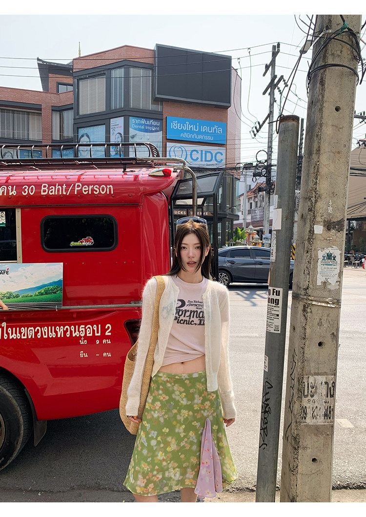 牙套大汪 [Зеленые цветы] Юбка-миди с цветочным принтом в стиле масляной живописи с контрастными цветами