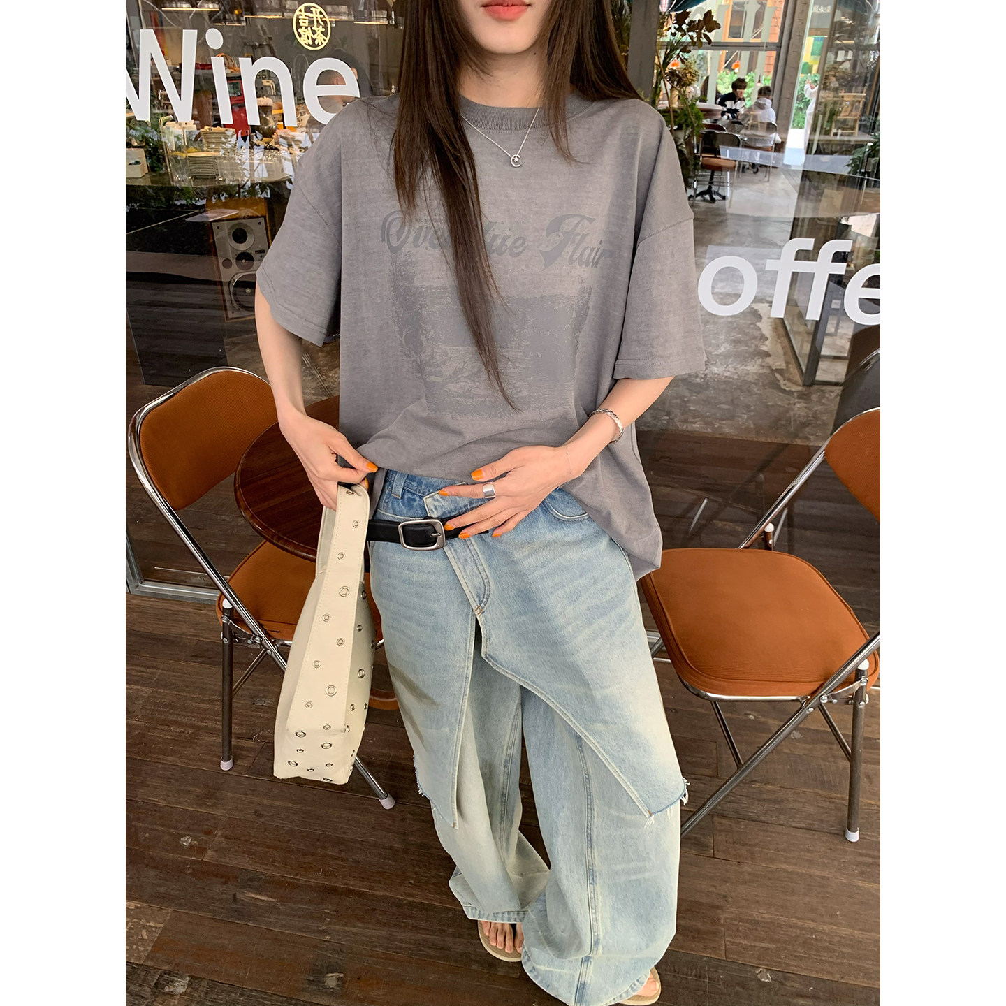 牙套大汪 【Американский GIRL】 Уникальный цвет! Американская винтажная футболка с принтом свободного кроя с заниженной линией плеч