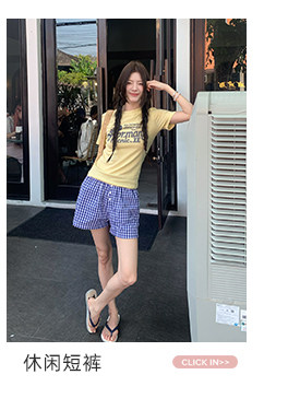 牙套大汪 【Уличный пикник】 Приталенная футболка с коротким рукавом и принтом букв