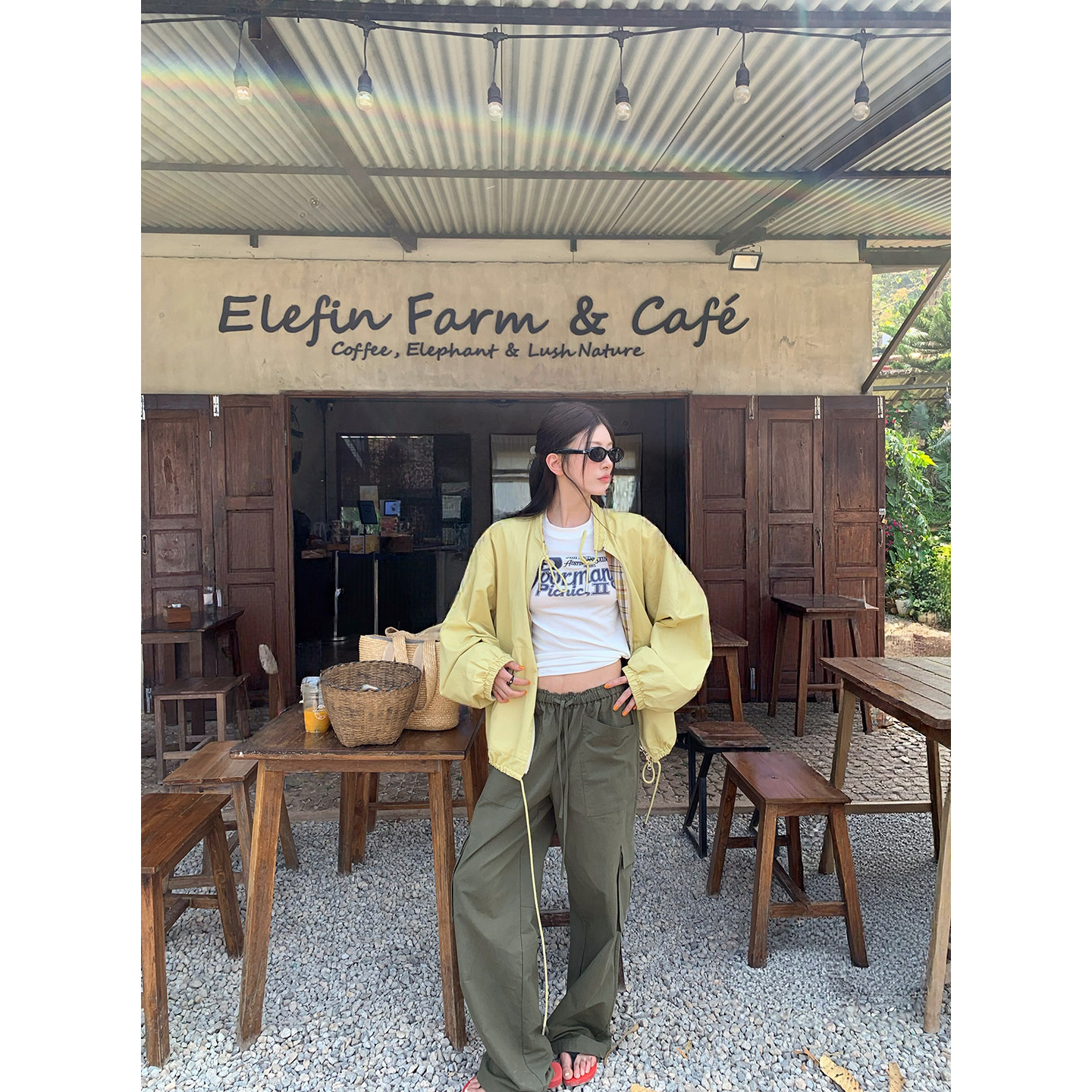 牙套大汪 【Бунтарский квартал】 брюки карго с низкой посадкой, кулиской и большими карманами