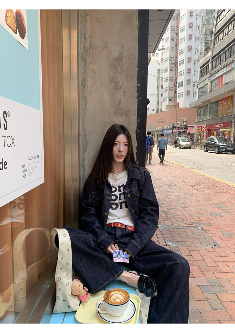 牙套大汪 【周末画报】 лонгслив с буквенным принтом в ленивом стиле, полупрозрачный трикотаж