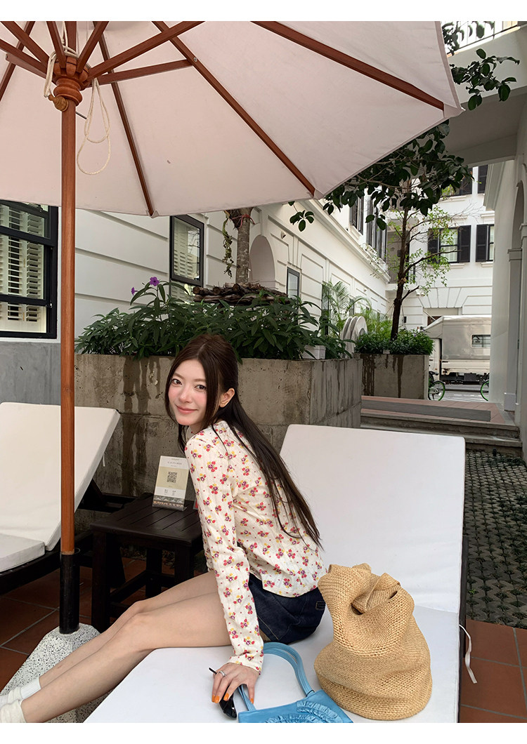 牙套大汪【春日野莓】ажурная кардиган с фактурной поверхностью, круглым вырезом и цветочным принтом на пуговицах