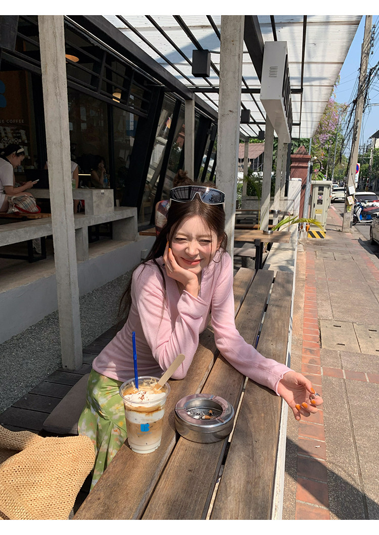 牙套大汪 【C位T】 полупрозрачная V-образный вырез приталенная стройнящая длинный рукав вязаная футболка