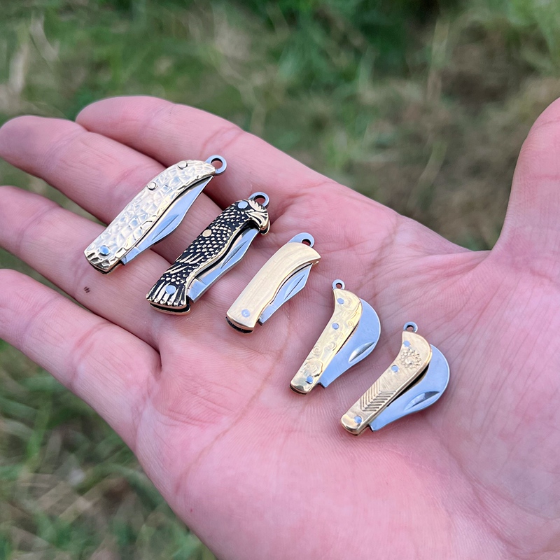 Mini Pocket Knife, Sharp and Portable, Foldable Knife, Creative Small Size, for Opening Packages, Keychain Knife Mini Pocket Knife, Sharp and Portable, Foldable Knife, Creative Small Size, for Opening Packages, Keychain Knife