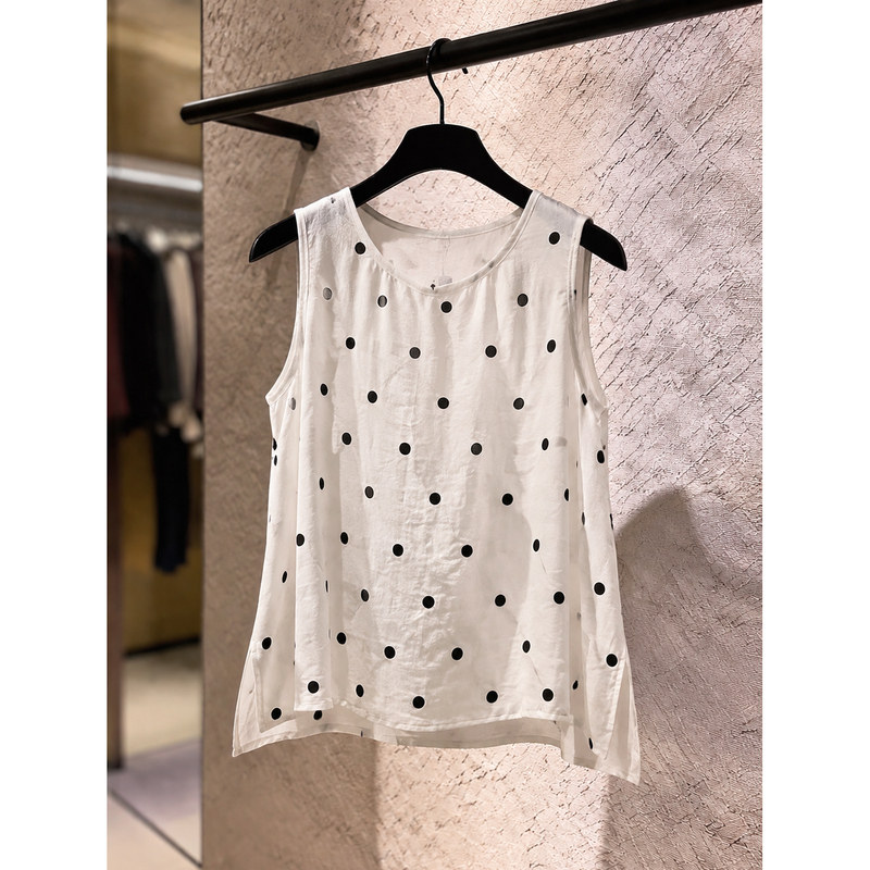 Korean-Style Design Polka Dot Sleeveless Vest Top for Women, Summer 2026 New Relaxed Casual Versatile Base Shirt Korean-Style Design Polka Dot Sleeveless Vest Top for Women, Summer 2026 New Relaxed Casual Versatile Base Shirt