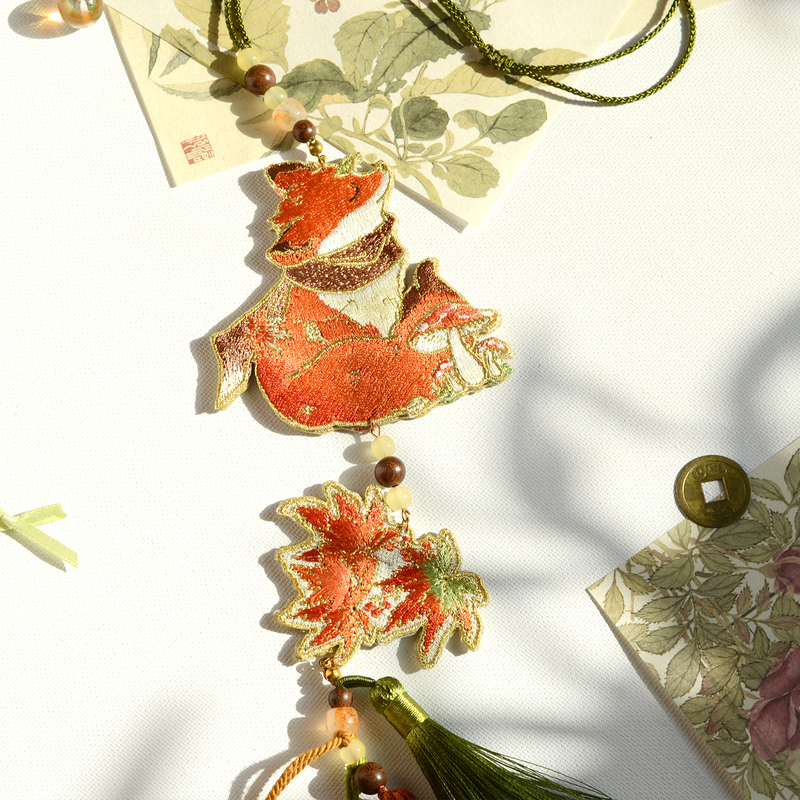 0.15kg Zhixi Xiaofox Original Embroidered Brooch Lolita Accessories Hanfu Accessories Sachet Pendant Cultural and Creative Products