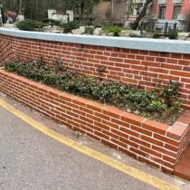 Clear faced bricks Clay fired bricks Vacuum fired bricks Square floor tiles Porous bricks Solid bricks Pavement red bricks manufacturers