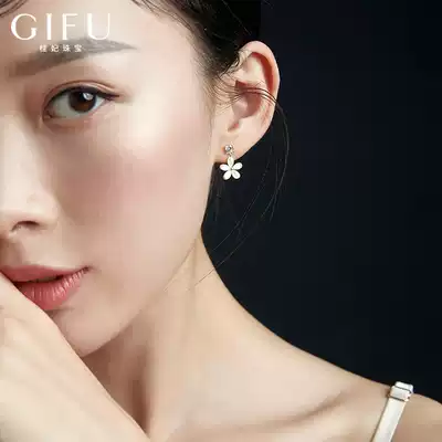 GIFU sterling silver stud female simple petal flower Golden earlobe suitable for round face earrings small earrings