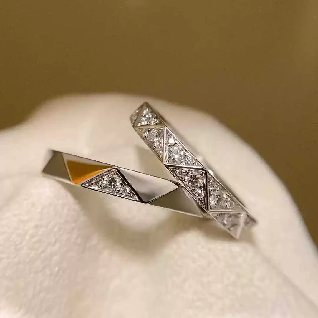 Графф/Против Rose Gold Mobius Ring Подпись платиновое кольцо с бриллиантами