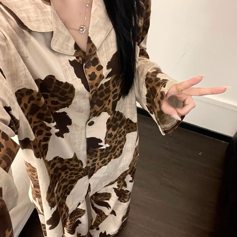 Leopard Print High-End Pajamas for Women, New Autumn Style, Long-Sleeved Shirt Collar, Loose Fit, Can Be Worn Outside, Home Wear Set
