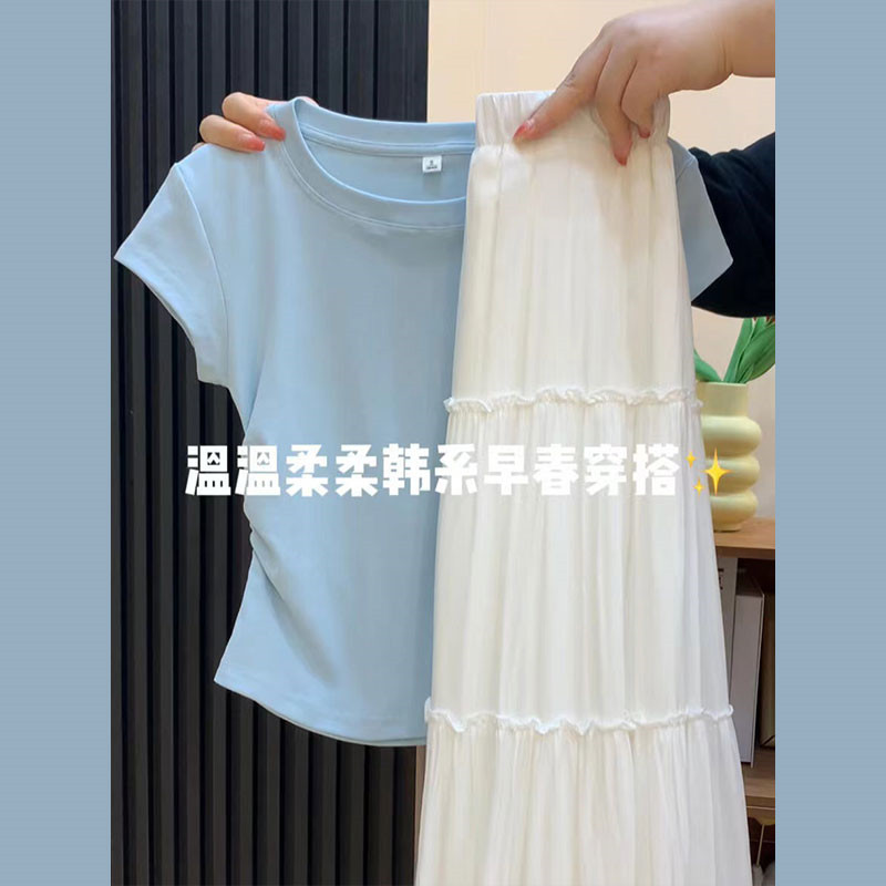 Blue Pleated Short-Sleeve Women's T-Shirt, Summer 2026 New Style, Petite Short Design, Waist-Cinching, Unique Short Top