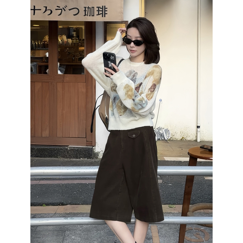 [Boss Zhou] Retro Style Autumn and Winter New Design Ink Flower Pattern Lightweight Comfortable Versatile Sweater for Women