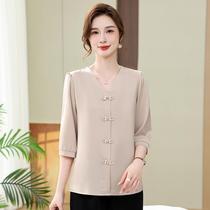 Moms summer three-quarter sleeve T-shirt top fashionable and loose middle-aged womens summer new solid color imitation chiffon shirt