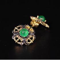 (Q Jewelry) emerald earrings are slightly different