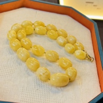 (Q Jewelry) Collection of white candied date bead necklace slightly different