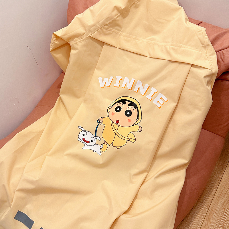 Crayon Shin-Chan New Year's Raincoat, Full-Length, High-Quality, Oversized, Thickened, Windproof, Heavy Rain Poncho for Adults