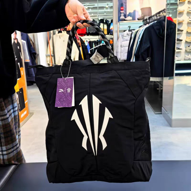 Anta Irving Tote Bag New Large Capacity Storage Travel Bag Handbag Single Shoulder Commuter Bag 192441165R