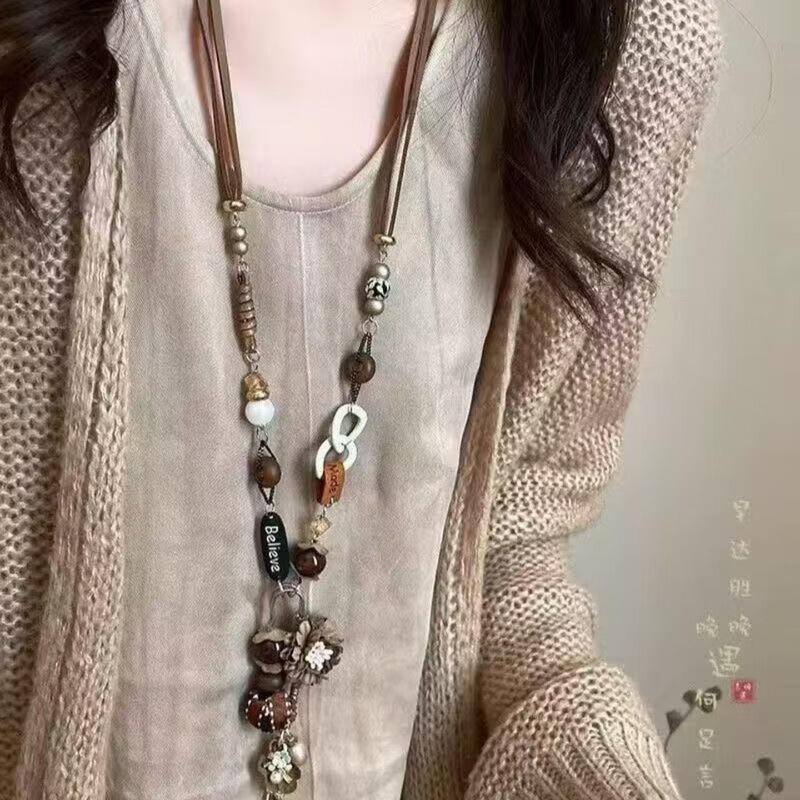 Fashionable European and American Sweater Chain Plastic Resin Women's Necklace Clothing Accessory Pendant Multi-Pendant Clavicle Chain