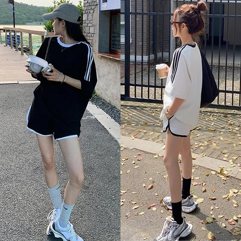 Three-Stripe Casual Sports Suit for Women 2026 Summer New Trendy Hot Girl Street Style Short-Sleeve Shorts Two-Piece Set