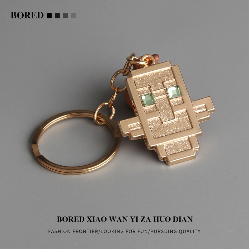When You'Re Bored, Wear an Amulet! Metal Undead Totem Minecraft Peripheral Keychain Backpack Pendant Gift When You'Re Bored, Wear an Amulet! Metal Undead Totem Minecraft Peripheral Keychain Backpack Pendant Gift