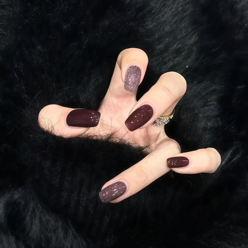 2026 New Style Purple Handmade Wearable Nails, Sparkling Blackcurrant Purple, Brightening Complexion, Elegant Fake Nails, Popular on Xiaohongshu