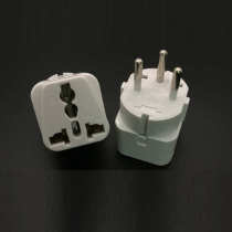 Israeli travel conversion plug round embedded Israeli three-round power adapter conversion