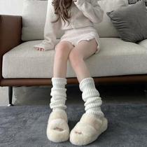 Vertical striped socks to keep warm Japanese socks knitted calves ins hot girls pile autumn and winter girls cold protection jk sets versatile legs
