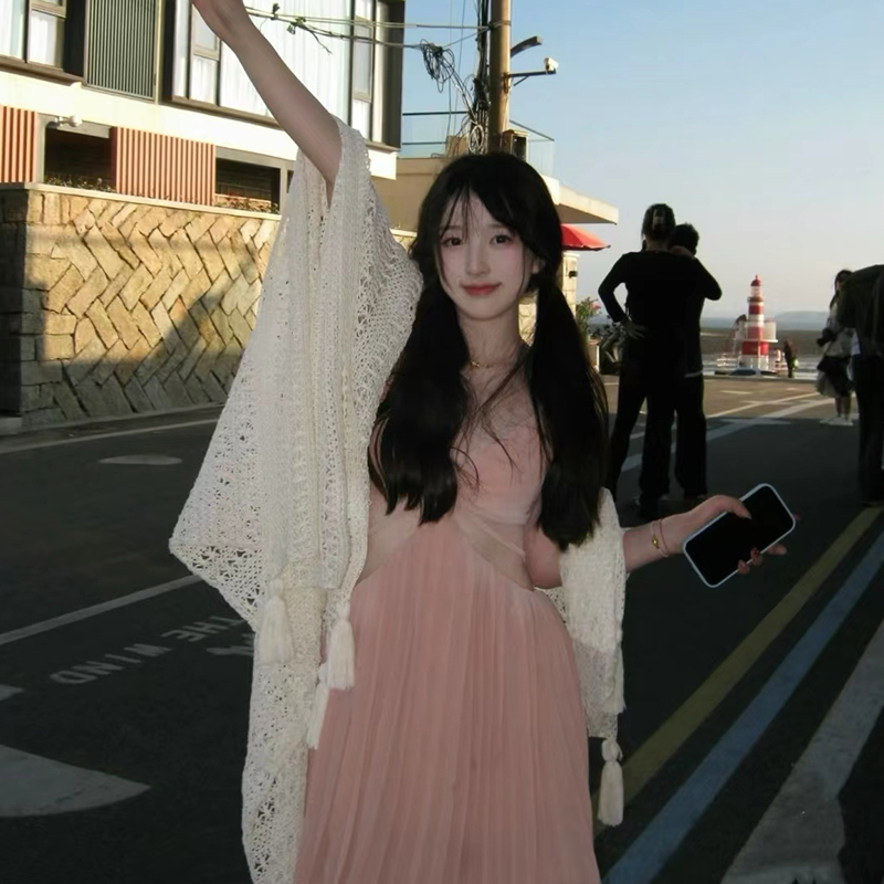 Forest-Style White Hollow-Out Knitted Shawl for Women, 2026 New Spring and Autumn Ethnic Style Photo Shoot Outerwear Cape Coat