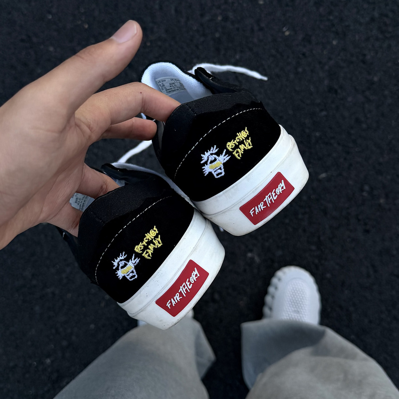 Ftmd Little Kid Collaboration Low-Top Unisex Casual Shoes Black and White Color-Blocked Full Suede Leather Professional Skateboarding Shoes Ftmd Little Kid Collaboration Low-Top Unisex Casual Shoes Black and White Color-Blocked Full Suede Leather Professional Skateboarding Shoes