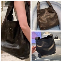 Mi-uMiu Miu-Miu logo leather tote bag tote bag shopping bag armpit bag retro distressed handbag