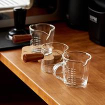 Four months Japanese style wooden handle small milk cup glass coffee small milk jug scale mini pour milk cup measuring cup with handle ounce cup