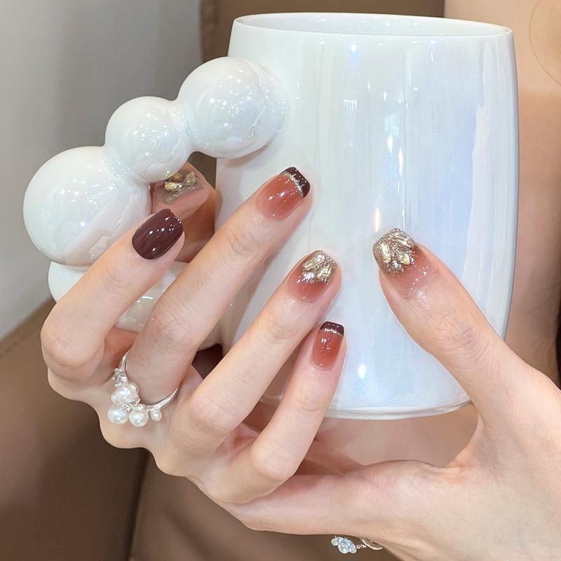 Ks Short Style Wearable Nails Red French Style Autumn and Winter Exquisite Yellow and Black Skin Tone-Enhancing Handmade Nail Art New High-End Nail Pieces Ks Short Style Wearable Nails Red French Style Autumn and Winter Exquisite Yellow and Black Skin Tone-Enhancing Handmade Nail Art New High-End Nail Pieces