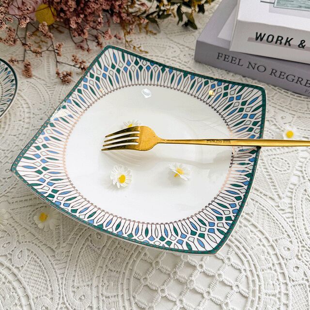 2025 New French-Style Tableware Plates, Bone China Salad Plates, Household Pasta Square Plates, Ceramic Dish Plates with Raised Corners