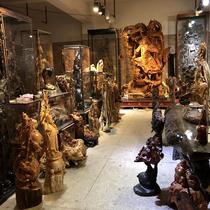 Thuja root carvings living room hand-carved Guan Gong Guanyin and Maitreya Buddha figures mahogany large-scale landscape crafts