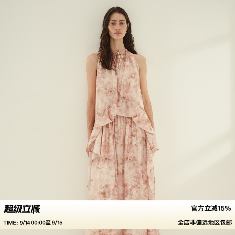 【Xu Luyang's Style】Ruthese Floral Print Relaxed Halter Neck Dress Autumn Tailored Sleeveless Long Dress