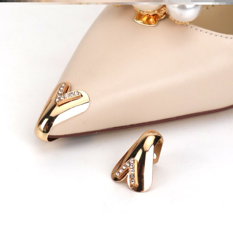 Universal Shoe Toe Protector, Iron Toe Cap for High Heels, Shoe Repair, Decorative Metal Cover for Pointed Toes Universal Shoe Toe Protector, Iron Toe Cap for High Heels, Shoe Repair, Decorative Metal Cover for Pointed Toes