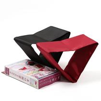 Factory direct sales Japanese-style triangle stool outdoor fashionable portable sitting artist sketching folding stool tea seat reading room