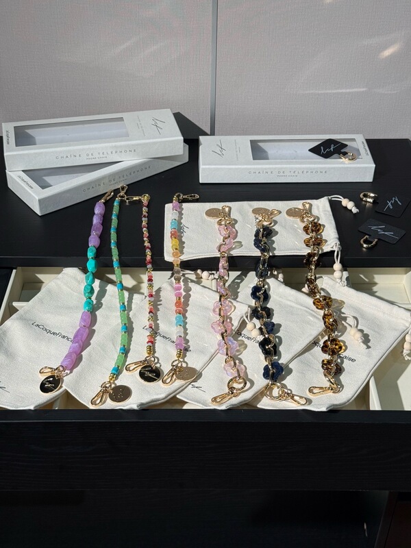 Lacoquefrancaise Colorful Semi-Precious Stone Flower Beaded Wrist Strap Phone Chain Necklace Bracelet Lacoquefrancaise Colorful Semi-Precious Stone Flower Beaded Wrist Strap Phone Chain Necklace Bracelet