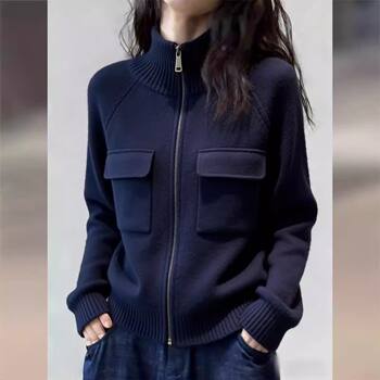 (in Stock) Retro Navy Blue Zip-Up Turtleneck Knit Sweater for Women, 2025 Winter New Thickened Cardigan Top