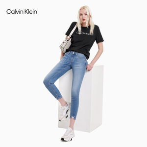 CK Jeans 2021春夏新款女装运动休闲LOGO印花圆领短袖T恤J213767