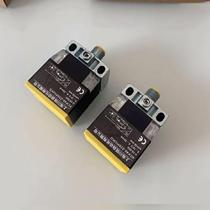 PB-S30 mirror reflective small photoelectric sensor new original pb-s30p ready for shipping to the public