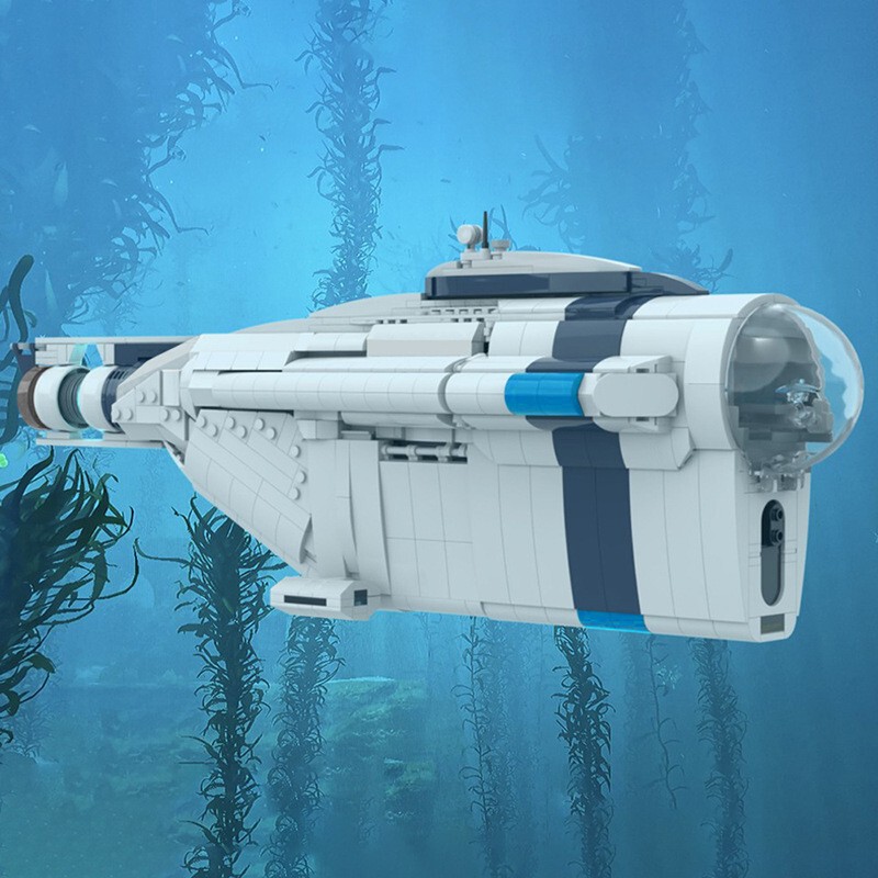 Xlmocs Deep Sea Trek One-Eyed Giant Submarine Small Particle Assembly Building Blocks Film and Television Series Submarine Model