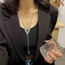 Korean style autumn and winter big V letter sweater chain high-end womens versatile street hip-hop temperament fashion commuter sweater chain
