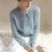 Xiaoxiangfeng double-breasted sweater cardigan for women 2023 spring and autumn new French retro solid color short sweater top