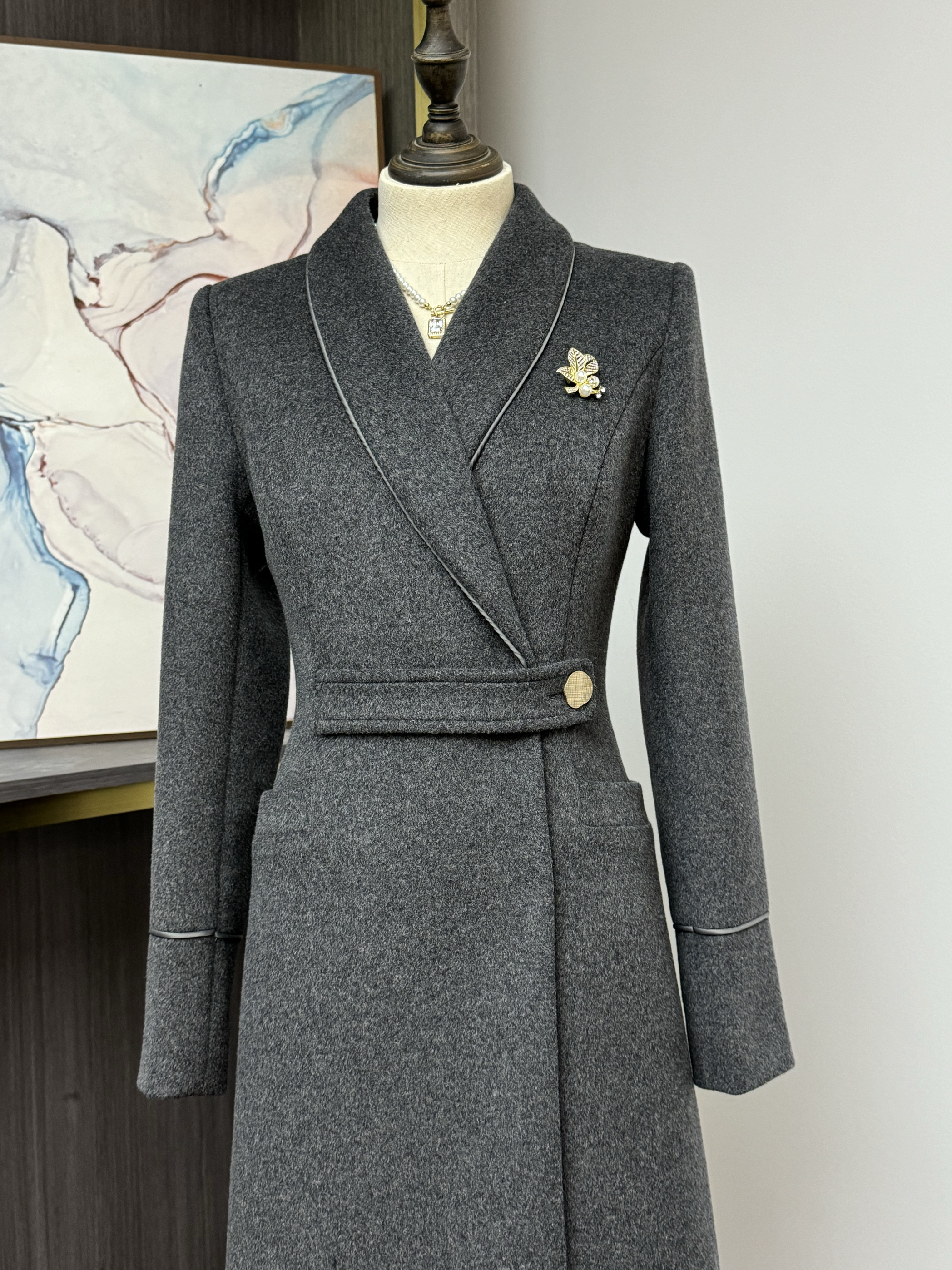 定制工装的百年传承：老凤祥如何铸就职业新貌