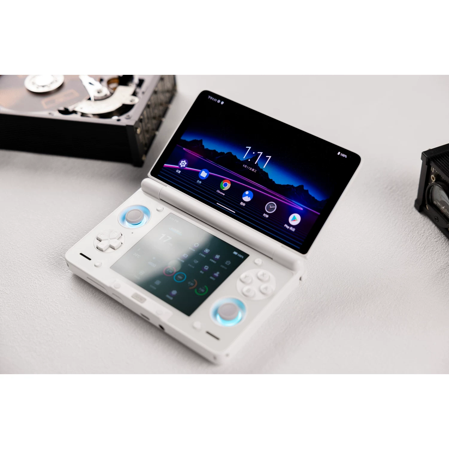 Thor AYN Thor Odin handheld clamshell dual-screen Android system game console arcade pre-installed Tianma G front end