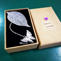 Original everlasting flower leaf vein bookmark butterfly and babys breath everlasting flower pendant for Chinese Valentines Day to give to girlfriend classmate and teacher